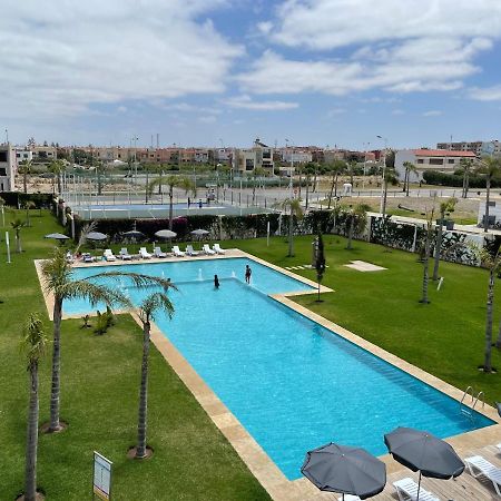 Bel appartement pied sur mer vue imprenable sur piscine et jardins Sidi Rahal  Extérieur photo