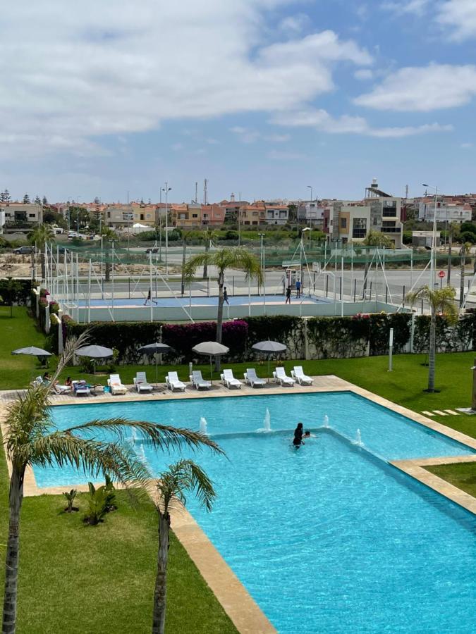 Bel appartement pied sur mer vue imprenable sur piscine et jardins Sidi Rahal  Extérieur photo